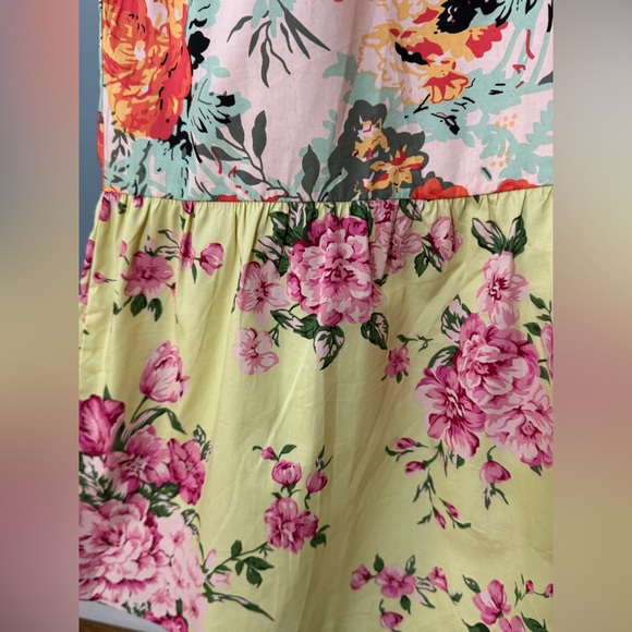 105 • Emilia Botanical Maxi Dress | French Country Floral Tiered Maxi Sun Dress - Picture 6 of 12